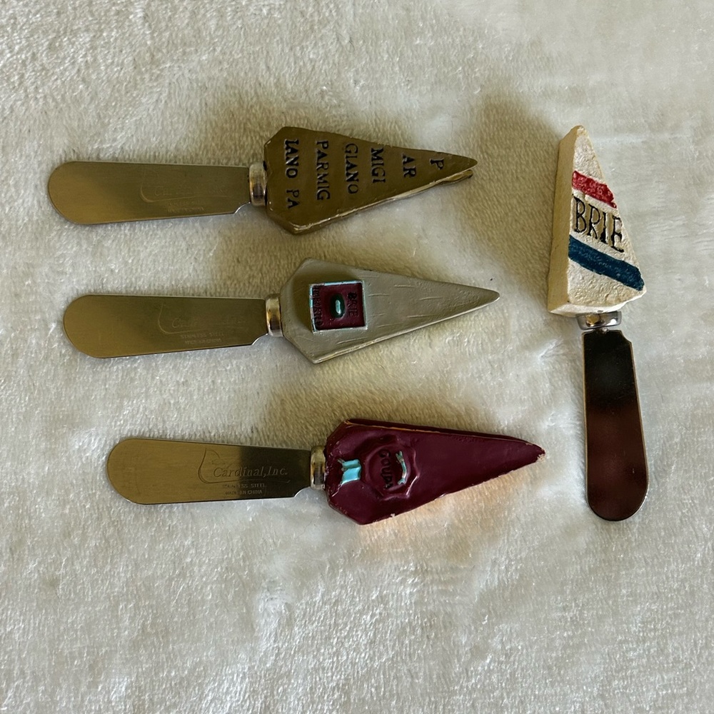 Cardinal Inc. spreaders